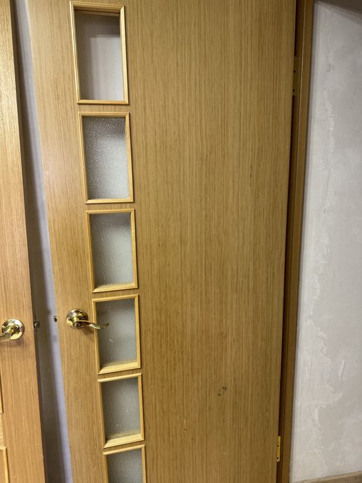 Двери из дерева