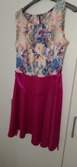 Rochie roz cu imprimeu