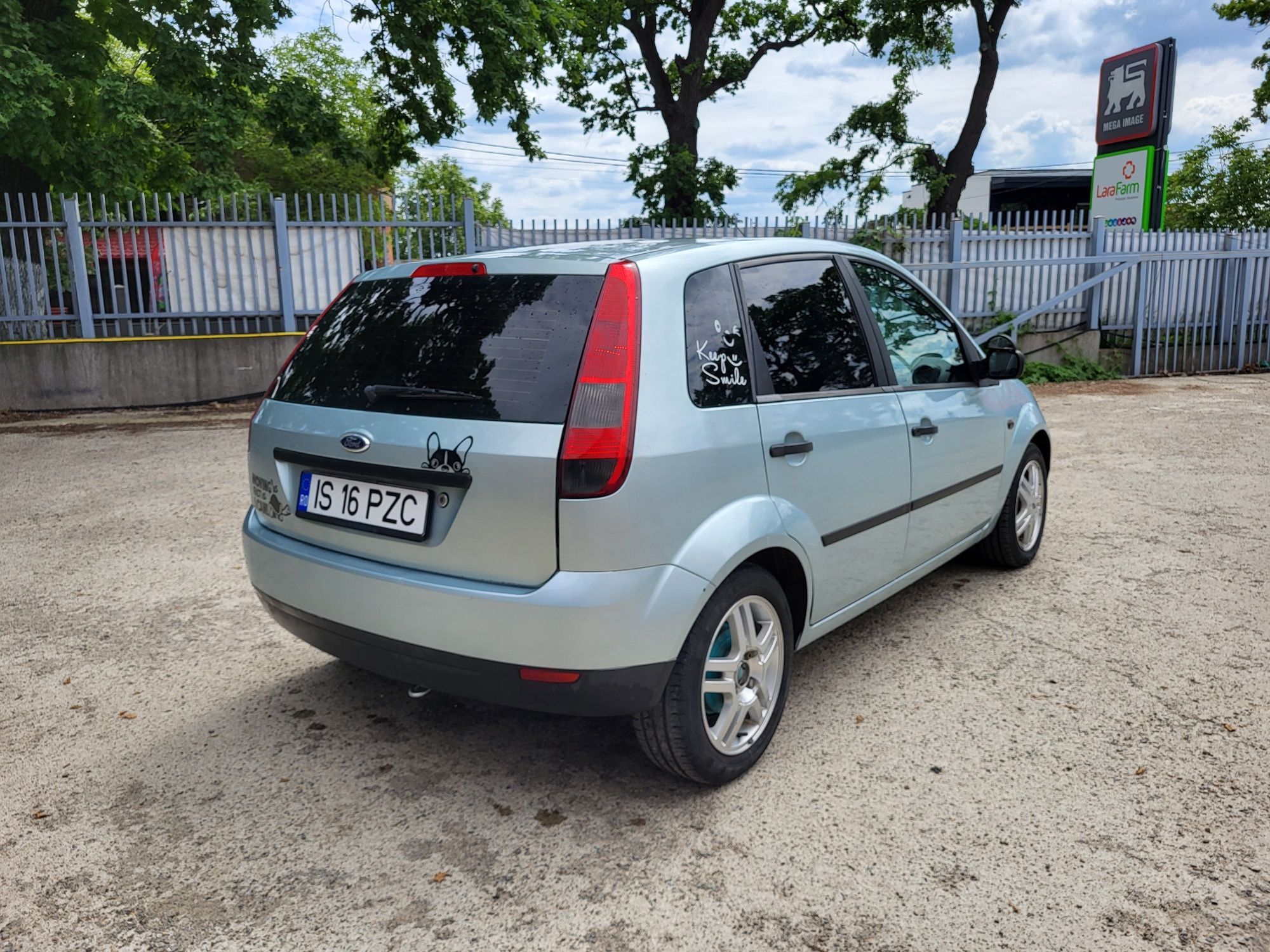 Ford Fiesta 1.25 benzina, 2004,90.000km,inmatriculata RO