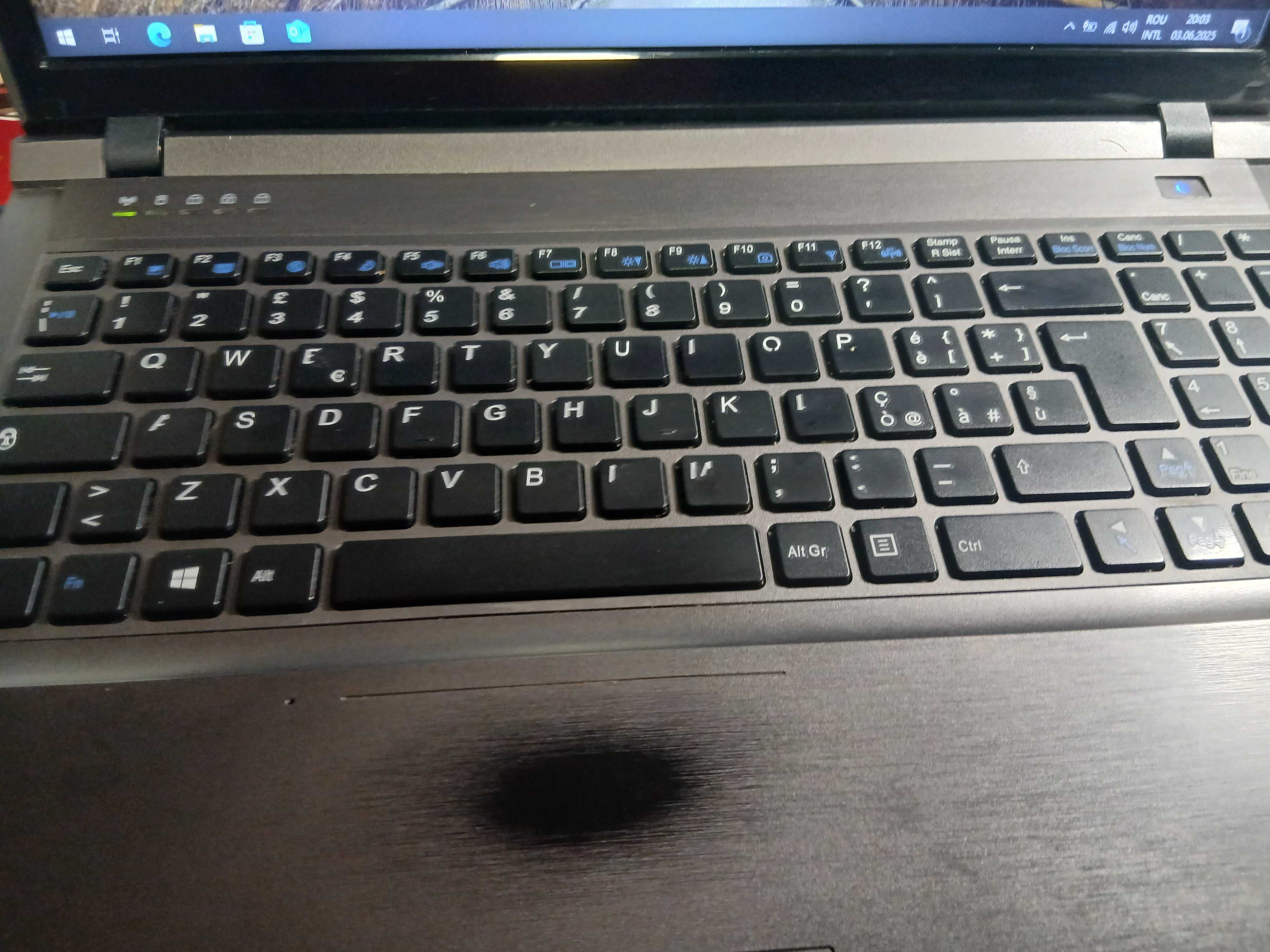 Laptop Olivetti W25AEU