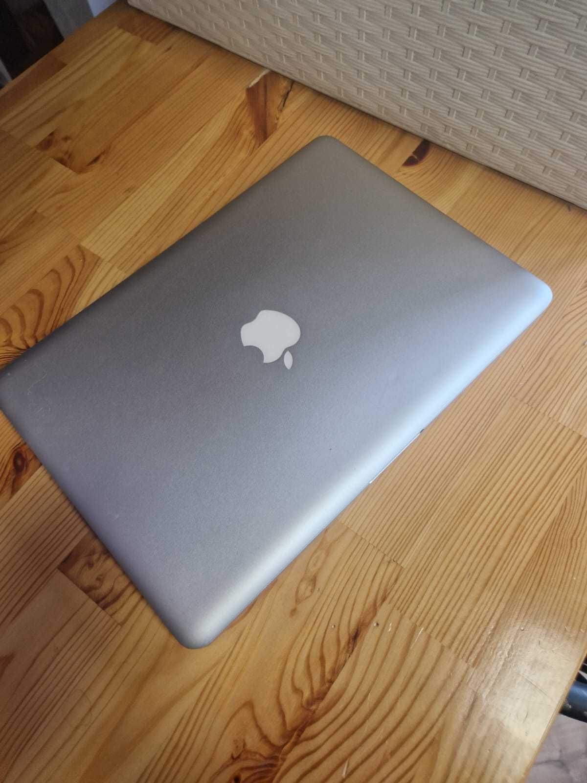 Apple MacBook Pro 2011