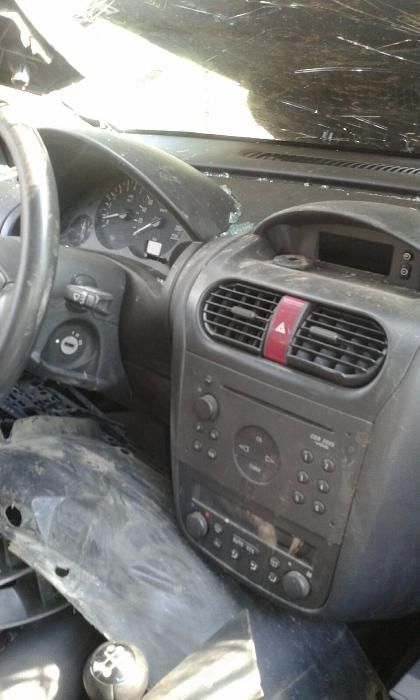 Dezmembram Opel Corsa C