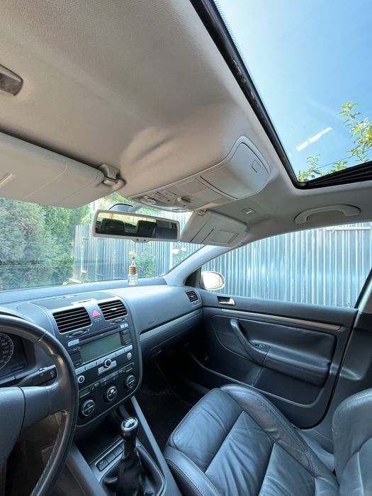 Volkswagen Golf .