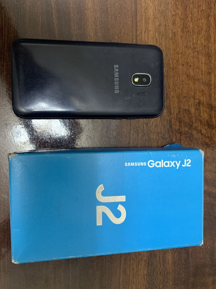 Samsung J2 2018  ideal  telfon