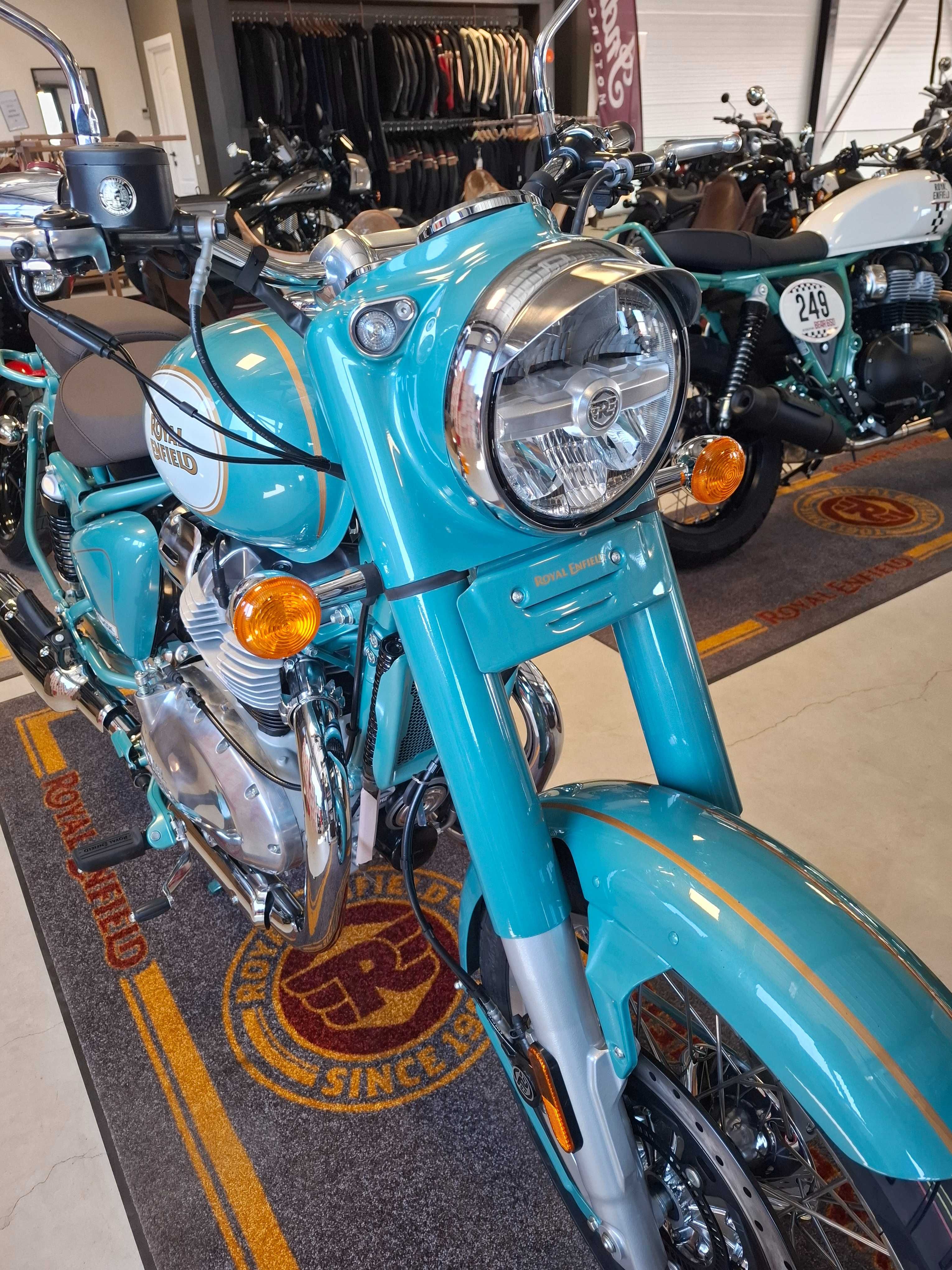 Motocicleta Royal Enfield Classic 650