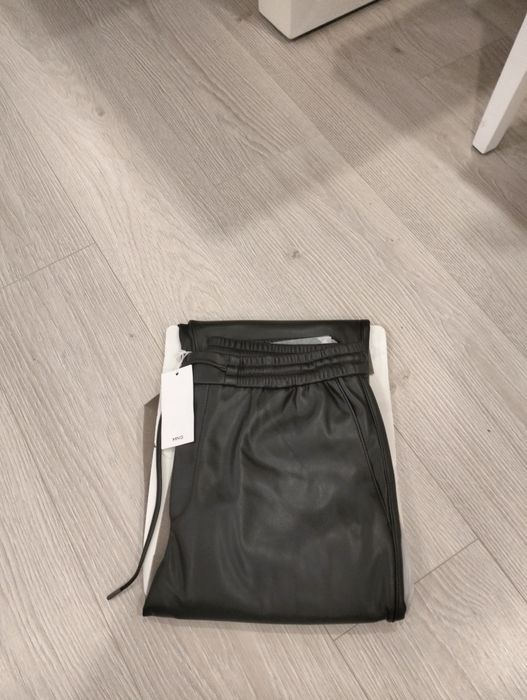 Pantaloni eleganți collection