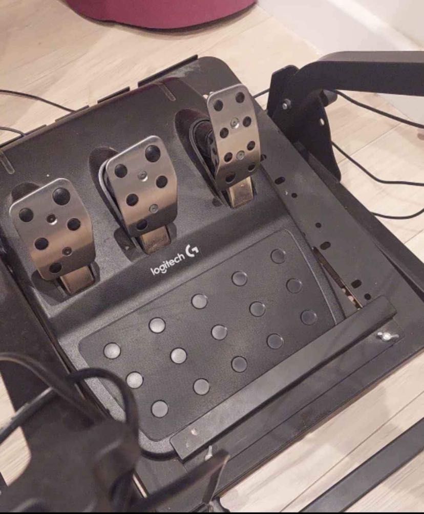 Стойка за волан Logitech