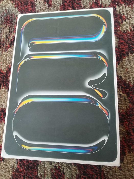 Original emas. IPadPro 11 inch 4 sotiladi.