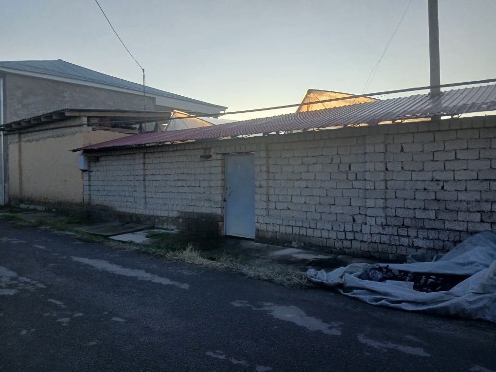 Салар Таш Грес Кирпичний