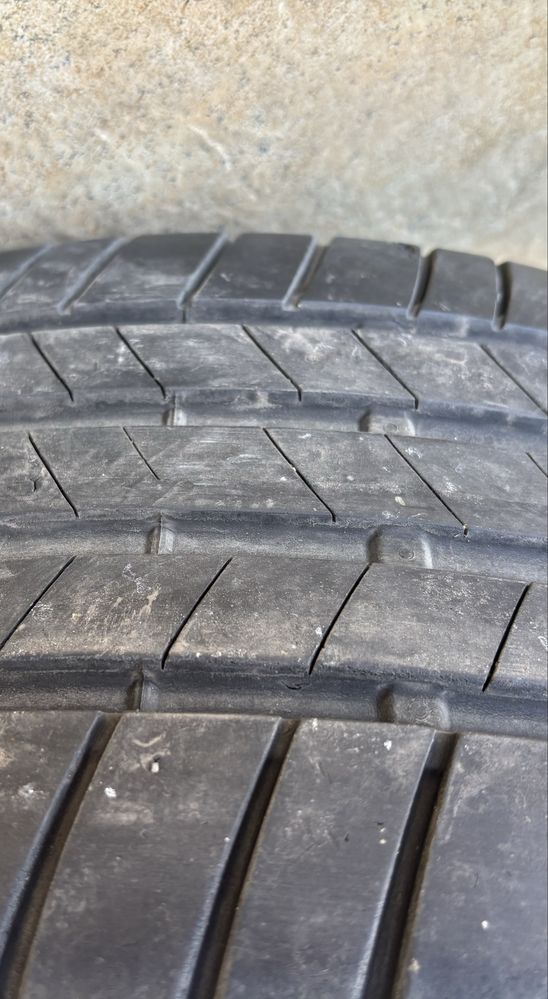 2бр Летни Bridgestone Turanza 245/45 R18