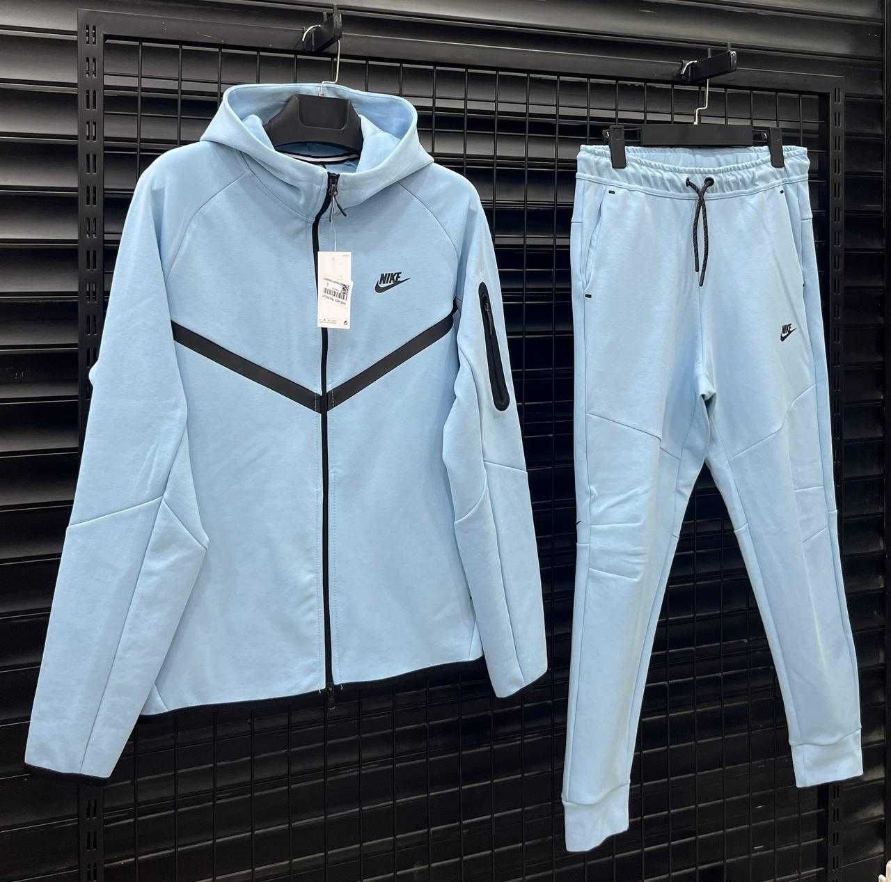 Мъжки Екипи Nike Tech (Висок Клас)