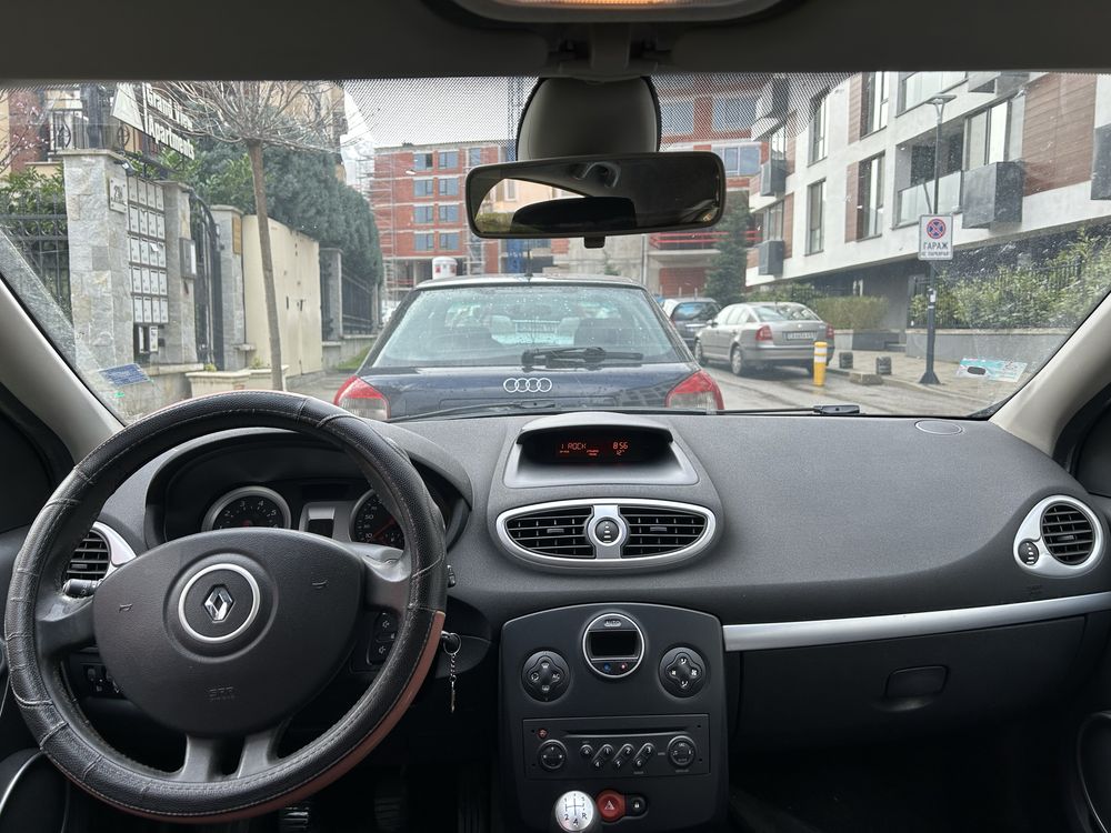 Renault Clio 1.4 16V 98ph