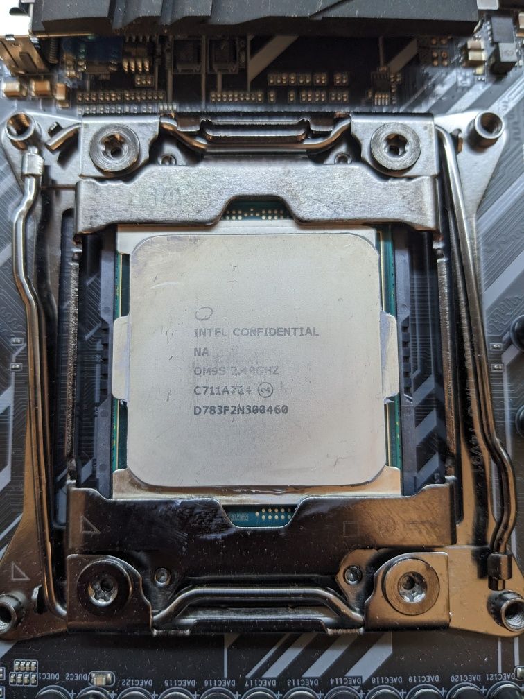 Платы и прочее Gigabyte x299, MSI Z390-A PRO