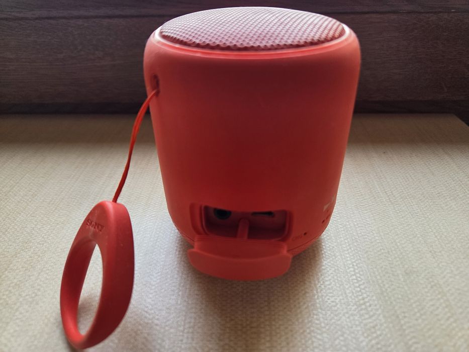 Boxa Bluetooth/NFC Sony SRS XB10 Xtra Bass Orange .Cititi descrierea.