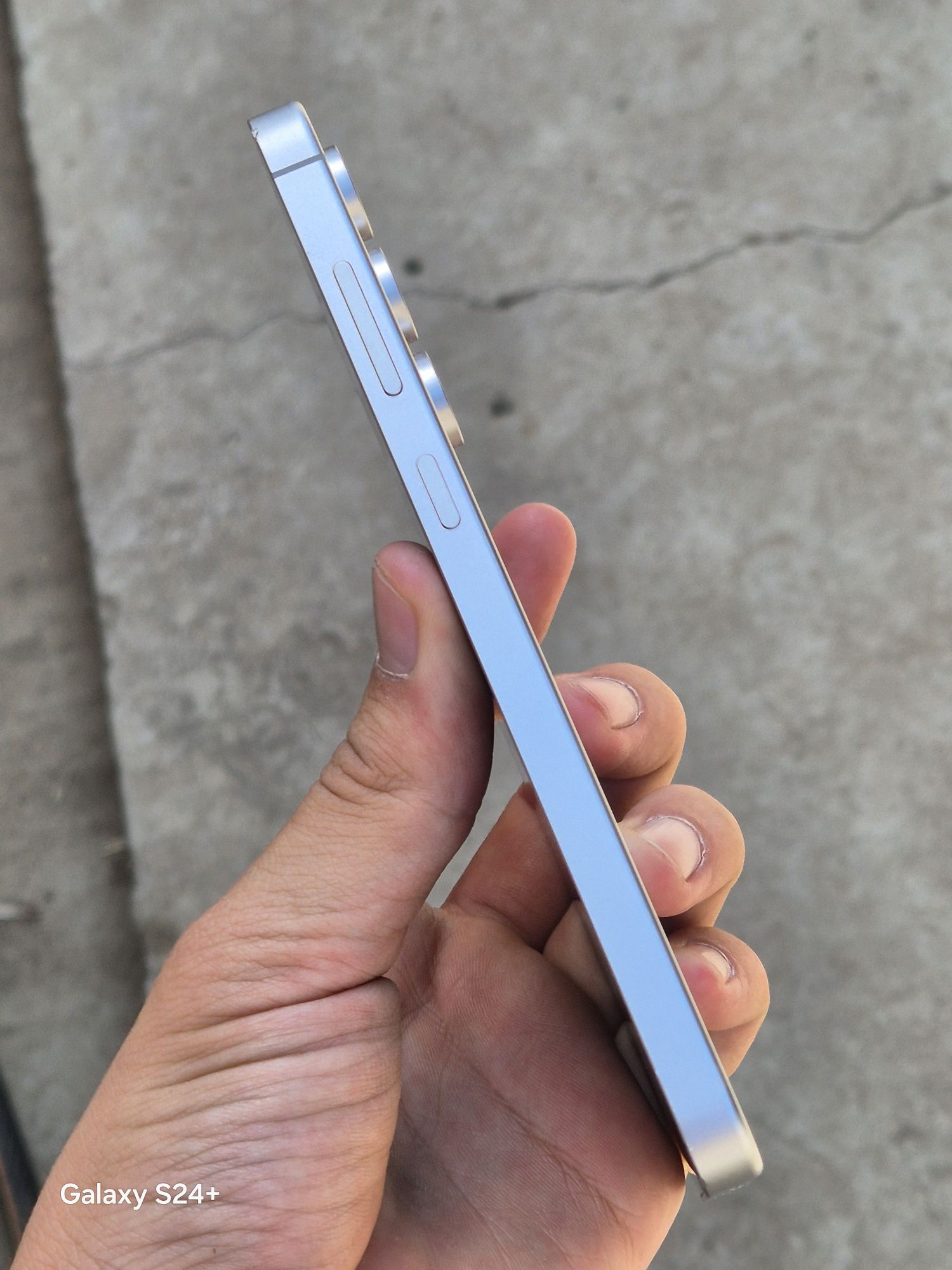 S24 FE ideal 315$