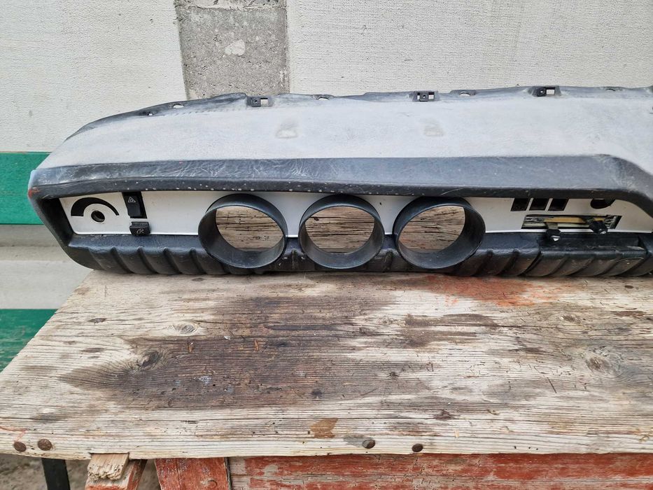 Bord Dacia 1300 | auto