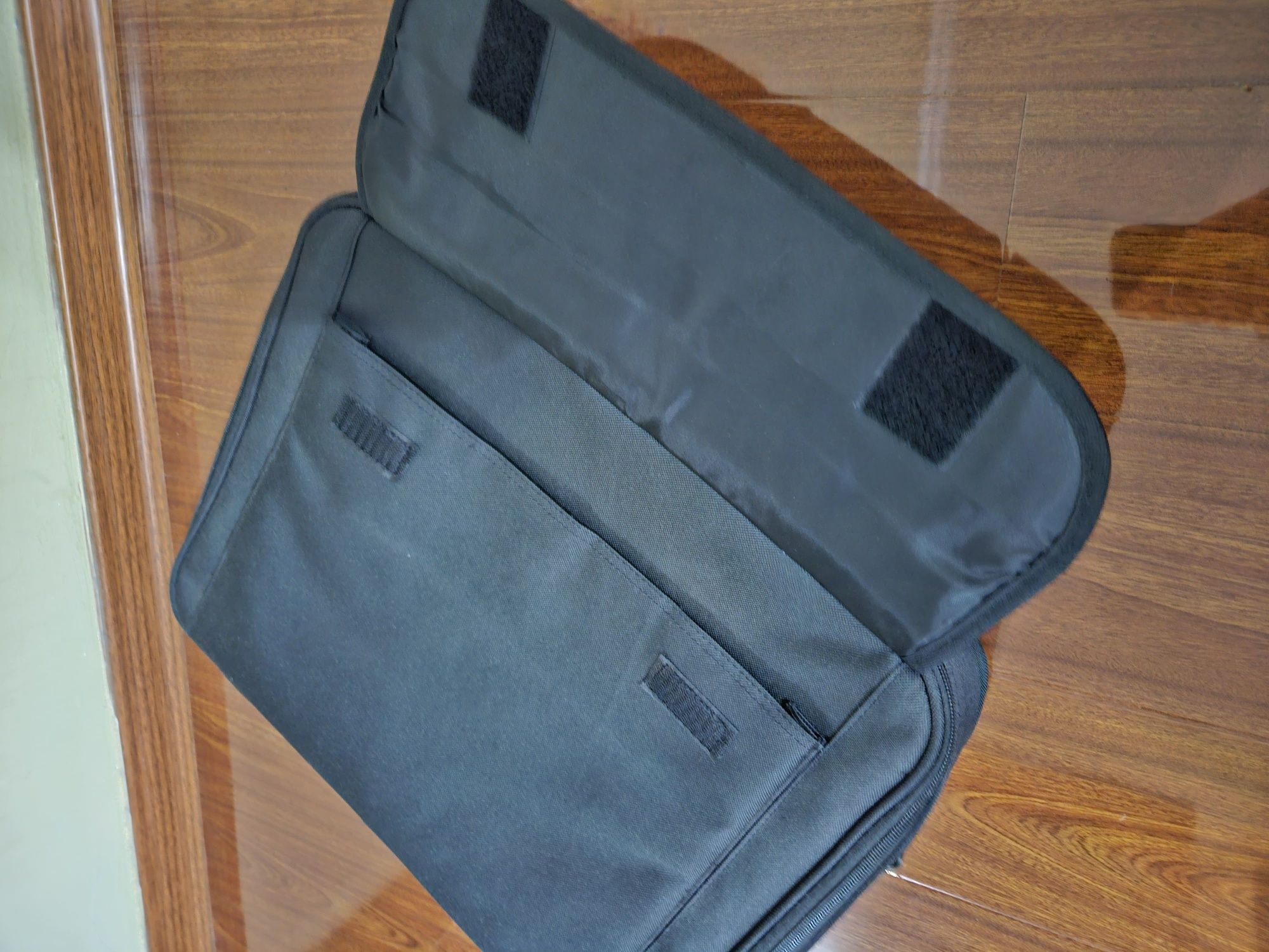 Geanta laptop/Universala