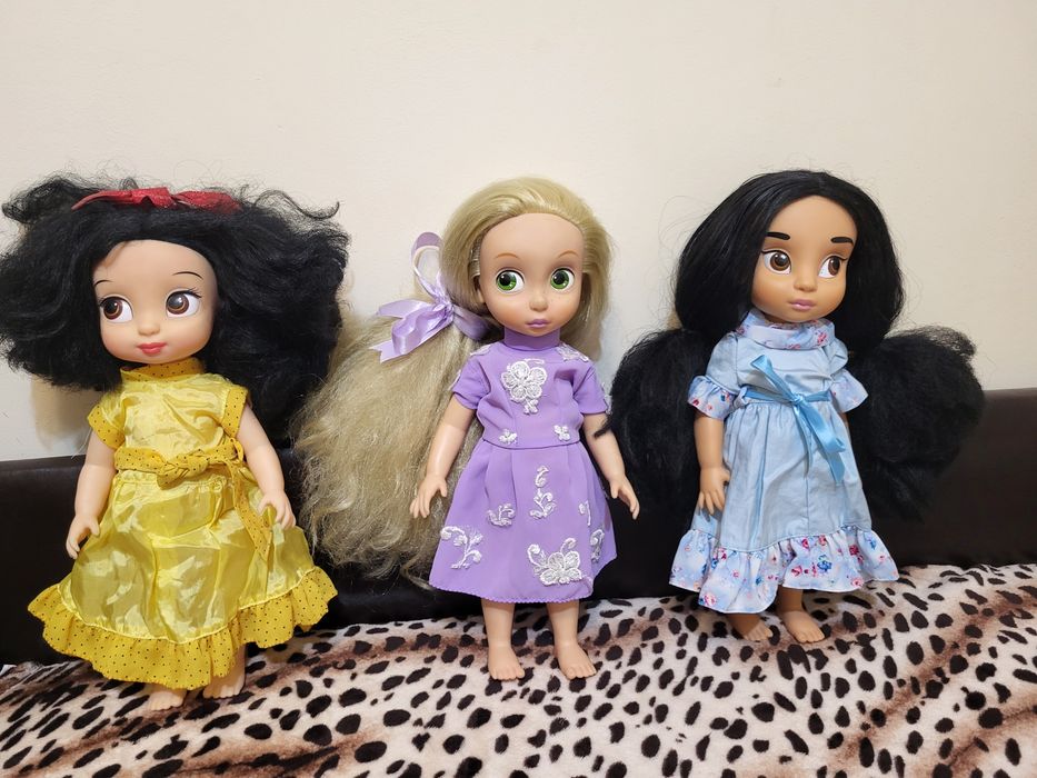 Vand papusi cu rochii handmade