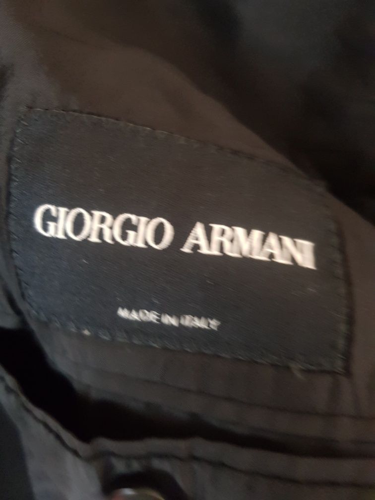 Costum barbati Giorgio Armani ORIGINAL