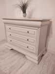 Comoda jazz 4 sertare, albă, stil vintage – super practică și elegantă