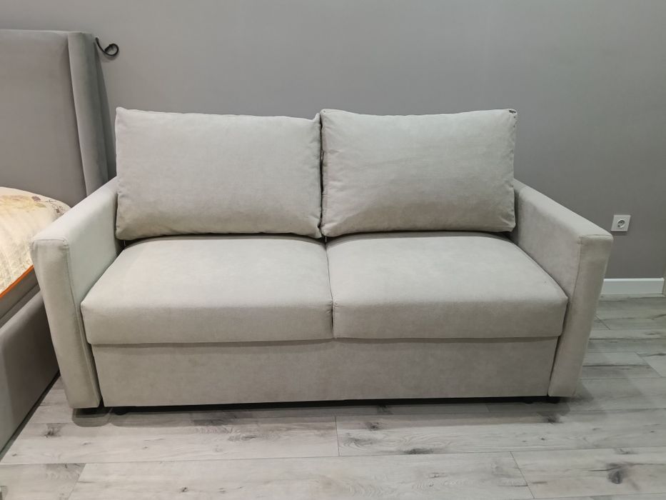 Продается диван 90*175