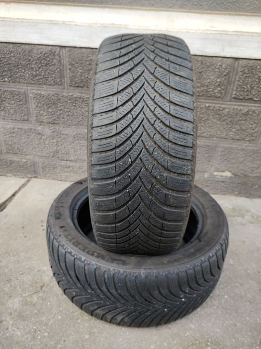 Vând 2 Cauciucuri 225/50/17 M+S Semperit DOT 2022 Import Germania