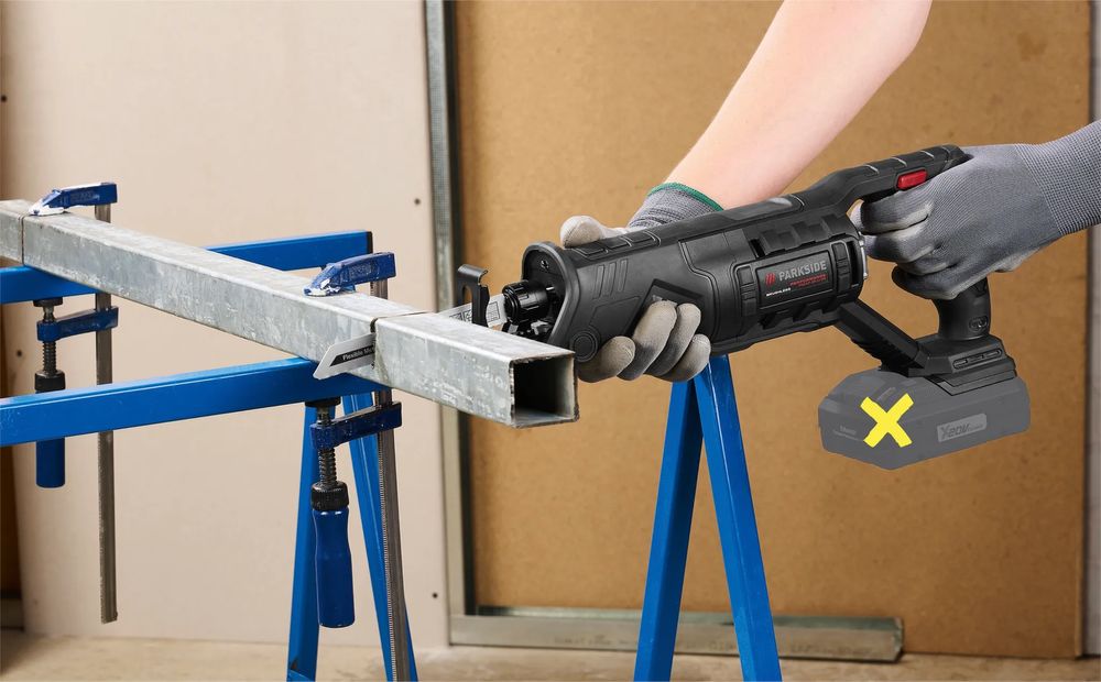 Ferestrău sabie Parkside PERFORMANCE PSSAB 2028 B2 fabricație 2025