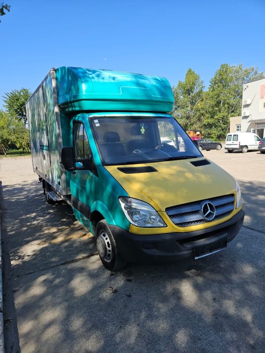 Mercedes Benz Sprinter 516