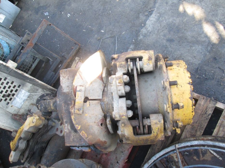 Transmisie ZF 4463412017 de la autogreder