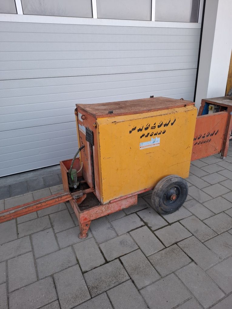 Masina de curatat spalat panouri Doka,cu cadita si pompa decoflor 220V