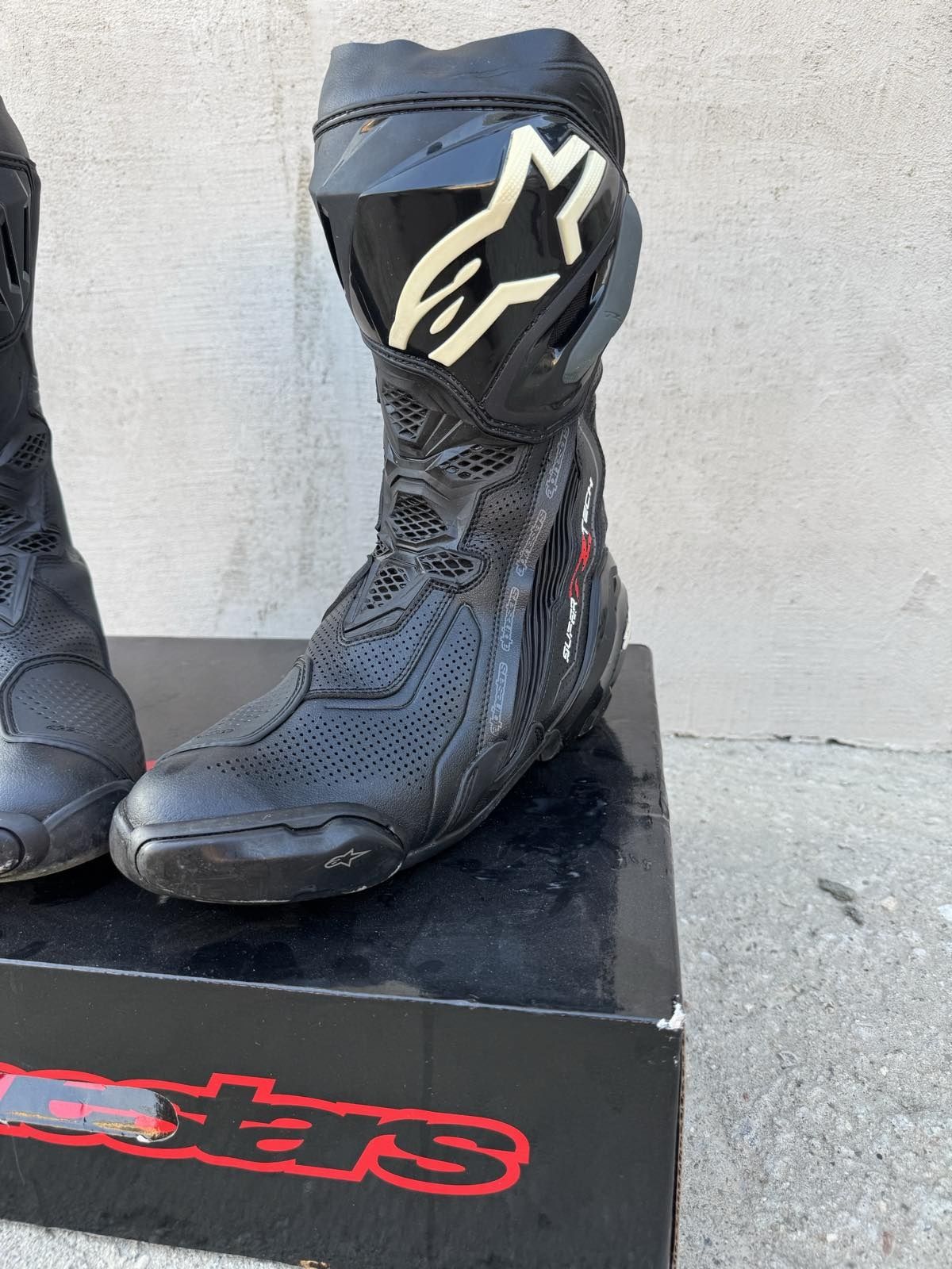 Продавам мото ботуши Alpinestars