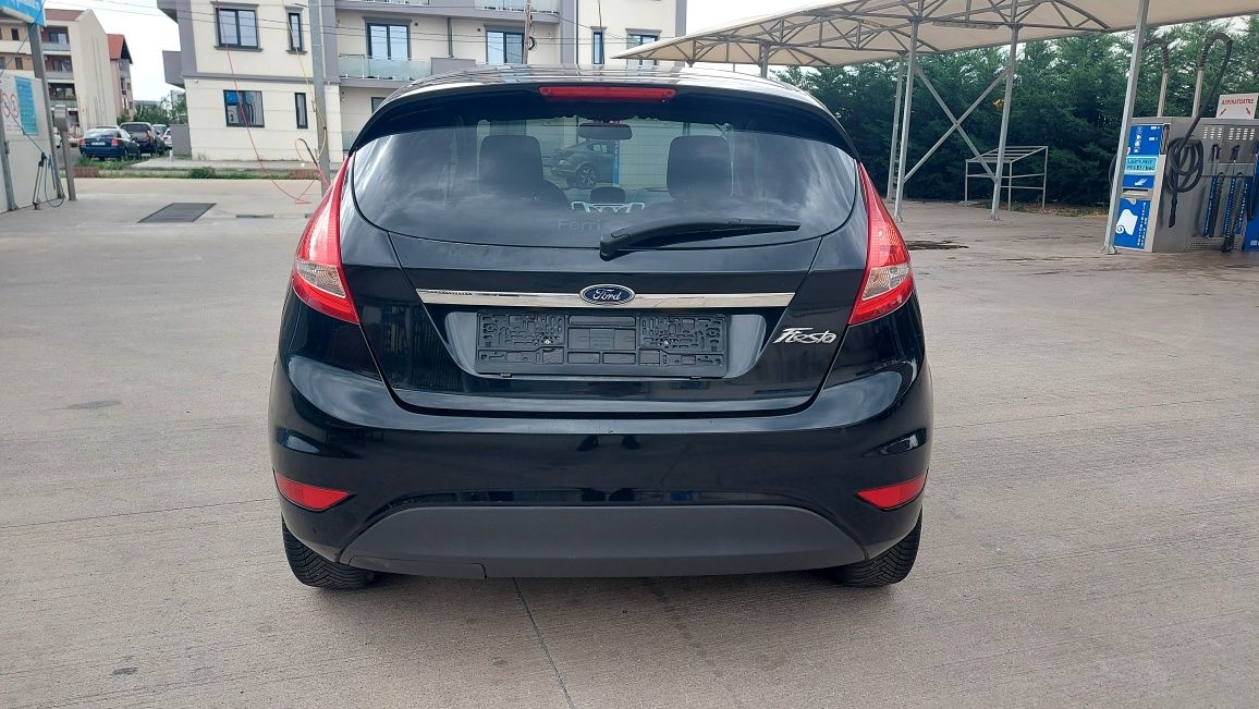 SUPERB Ford Fiesta 1.2 benzina 82 Cp*2010**116.000 km reali**Euro 5**