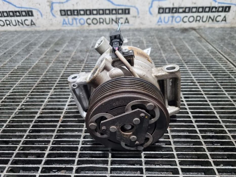Compresor clima Dacia Duster II 1.6 Benzina 2018 - 2021 H4M 738 (1306) 926003541R