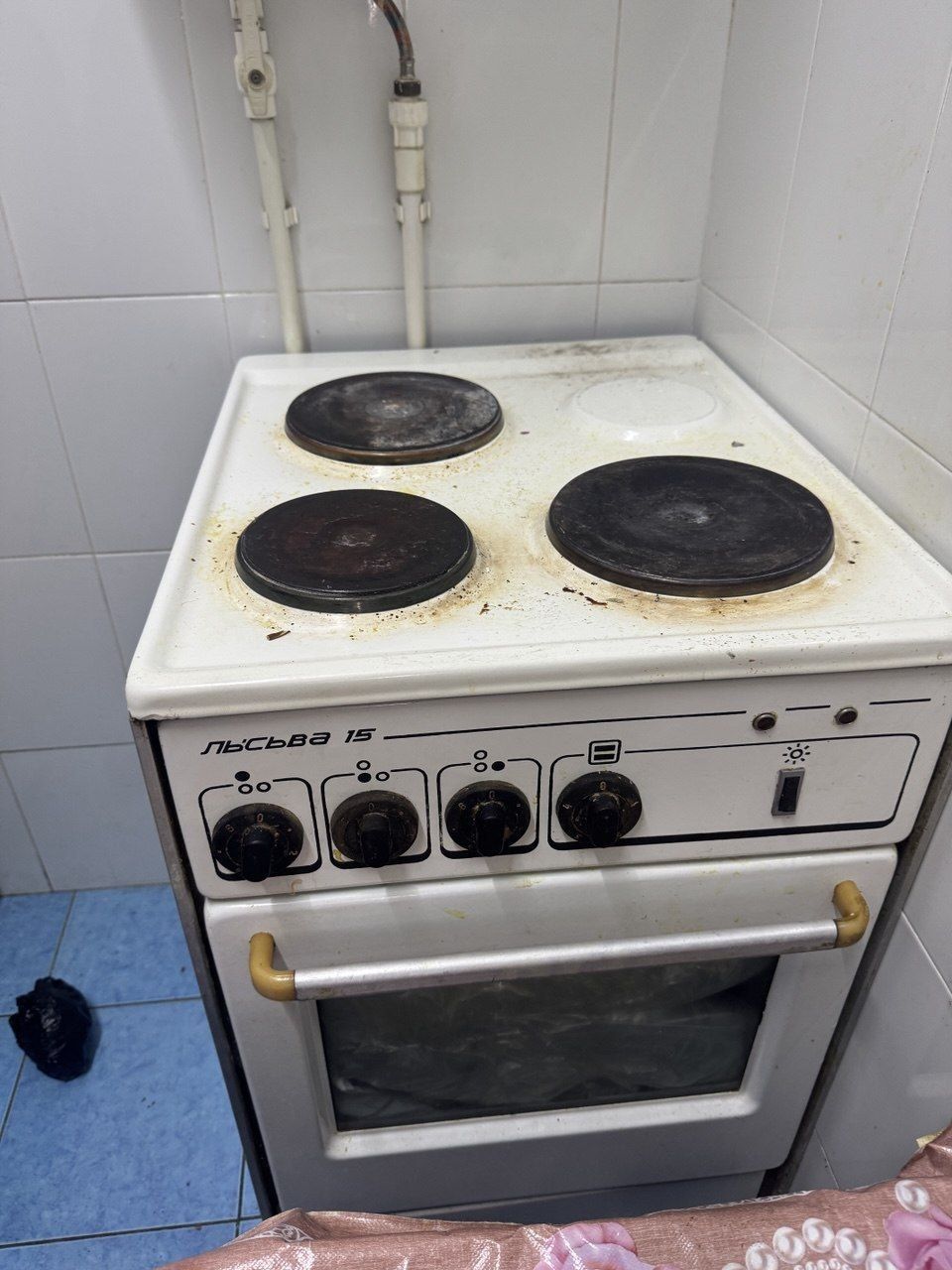 gaz plita sotiladi  savetskiy