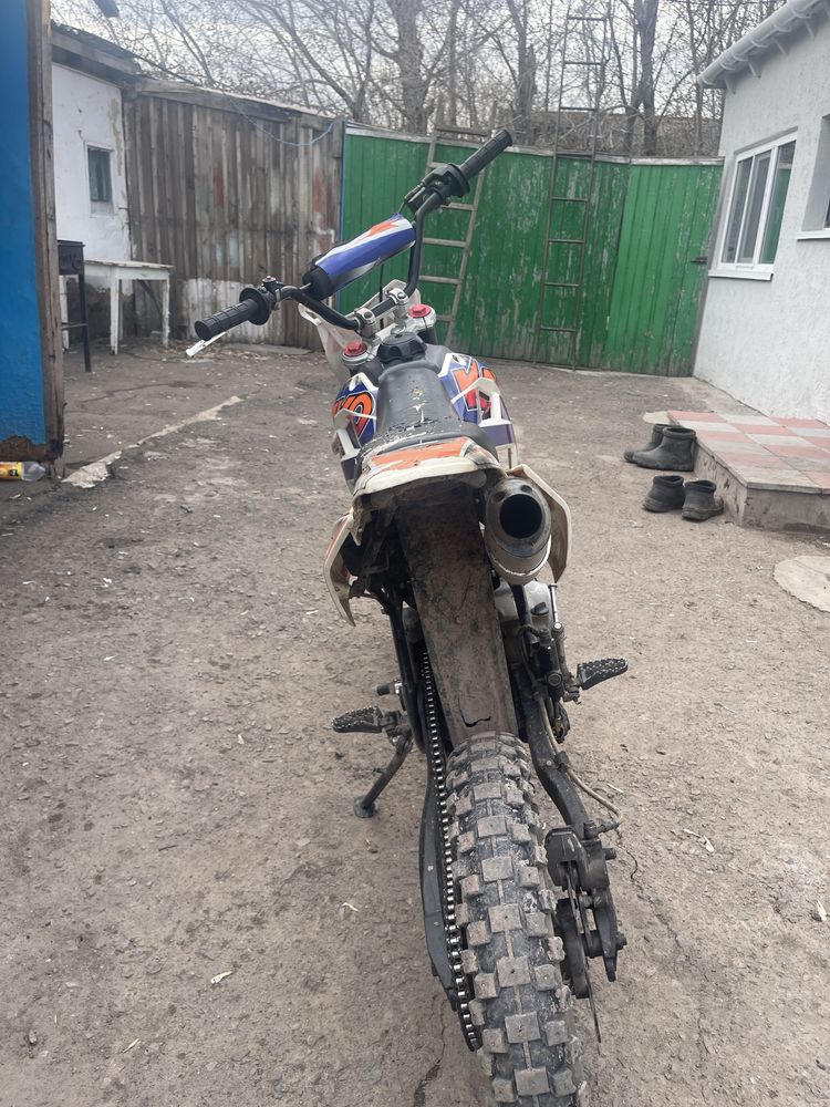 Продам пит байк