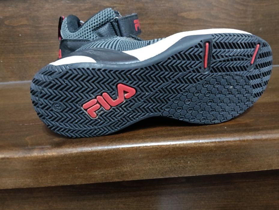 Adidași Fila mărime 38