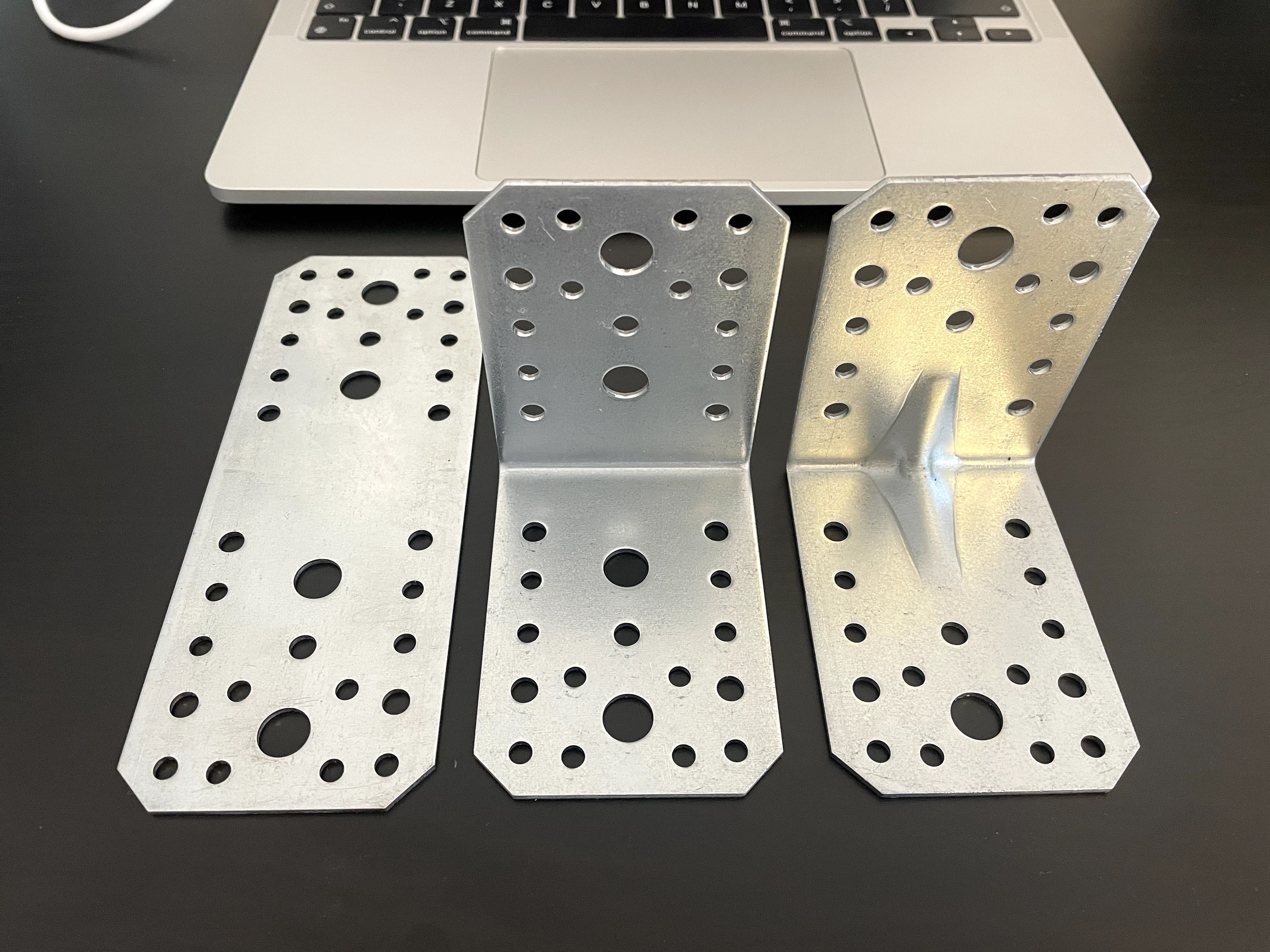 Coltare Metalice / Placi Perforate