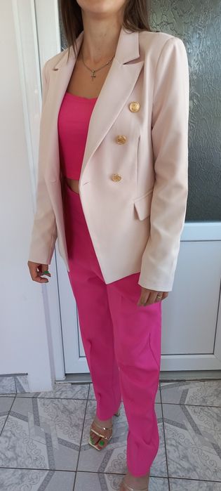 Sacou elegant cu nasturi aurii