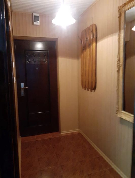 VÂND Apartament cu 1 Cameră Roznov Suprafața Construită 33mp