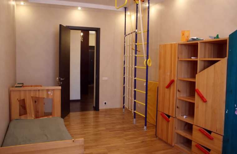 Дава се под наем Тристаен апартамент в Пловдив, Остромила - 77 кв.м за 188.7 € - Снимка #3