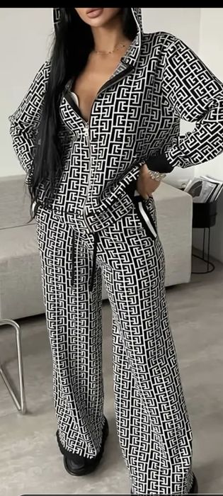 Trening dama  doua piese 150lei