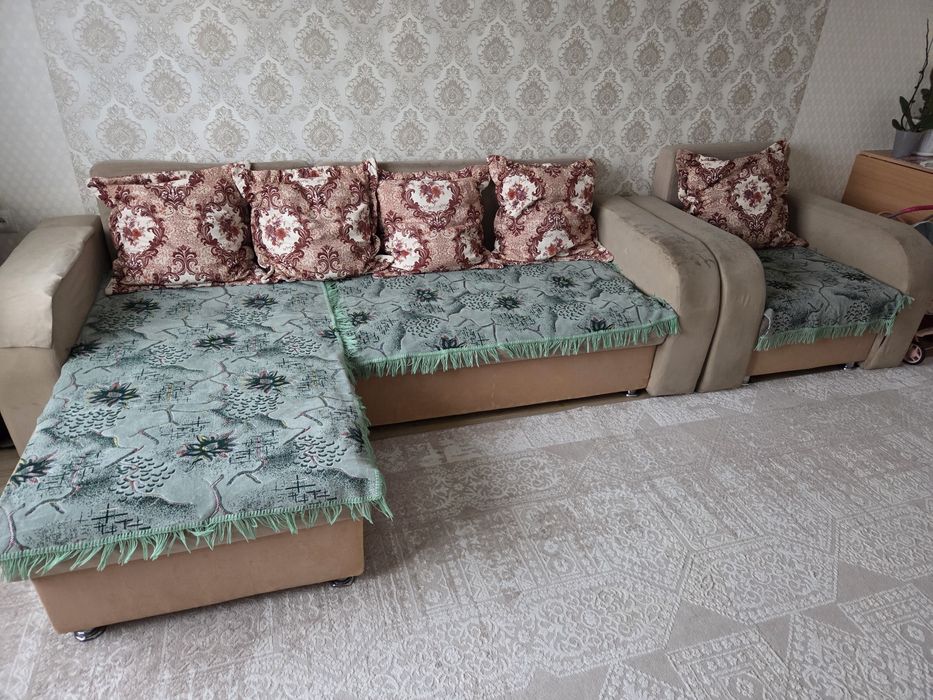 Диван, можно для реставрации