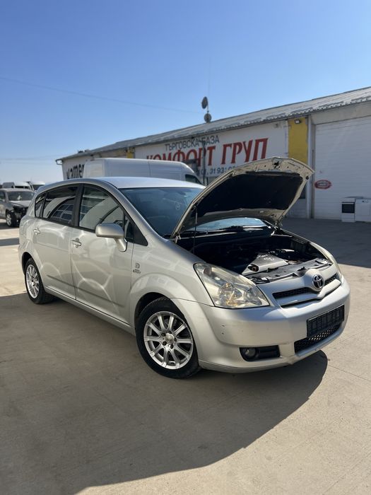 Toyota corolla verso D-cat на части