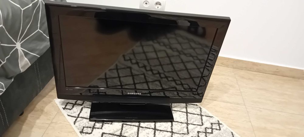 Televizor samsung 22