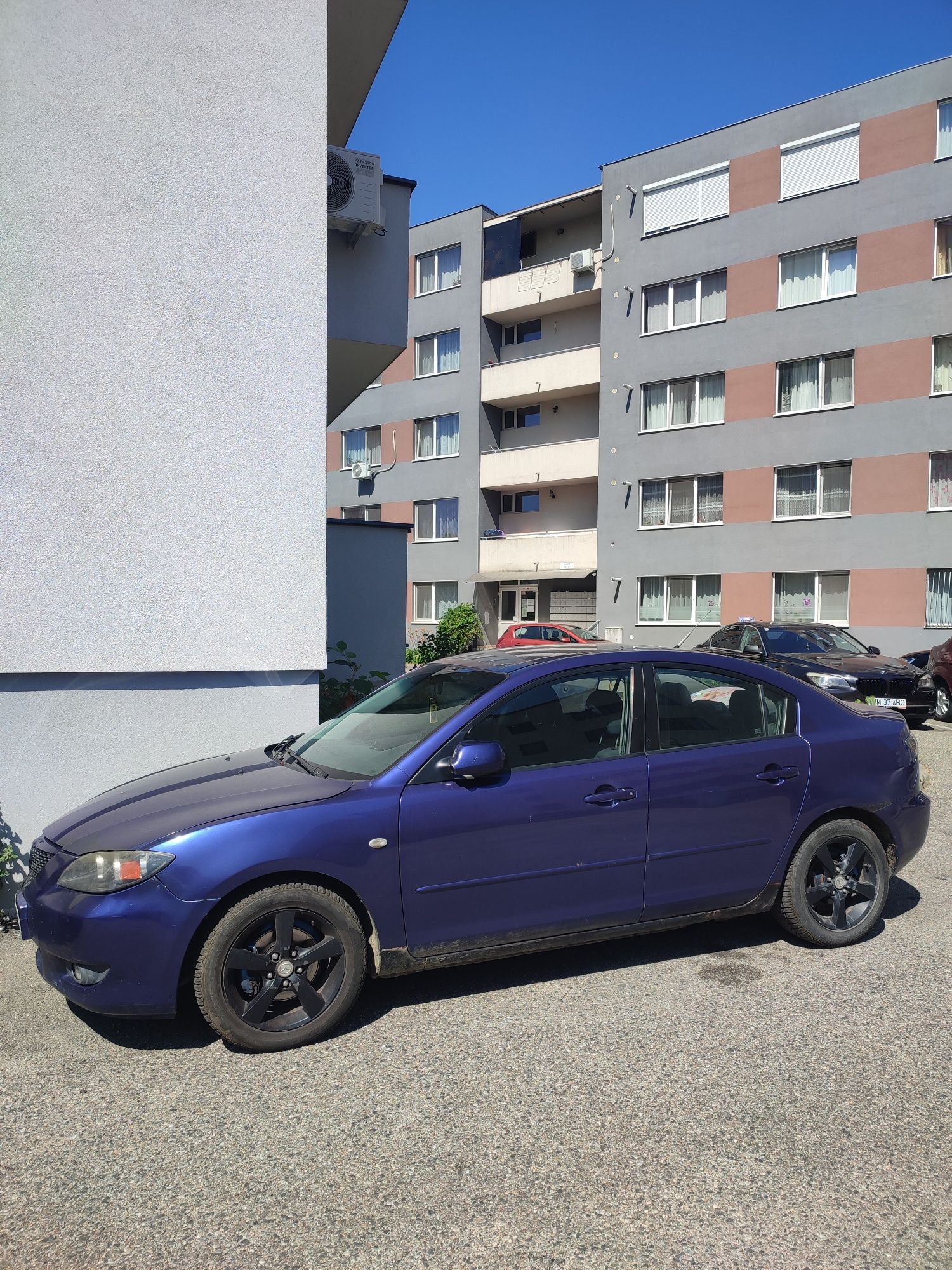 Mazda 3, mașină de buget