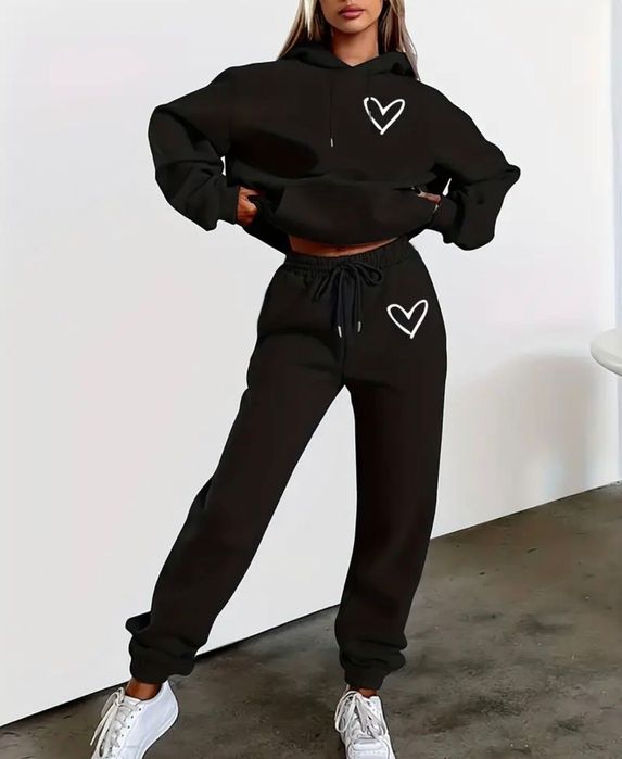 Дамски спортен комплект Heart