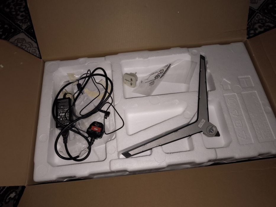 Monitor igrovoy sotiladi