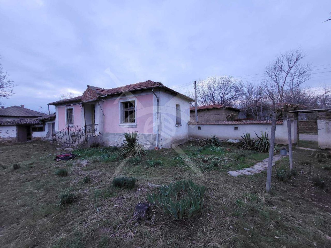 Продава се Къща в с. Опълченец, Област Стара Загора - 60 кв.м за 417 €/кв.м - Снимка #1