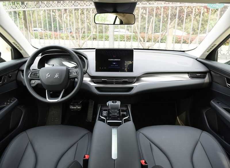 Hongqi E-QM5 Naxt va muddatli to'lovga
