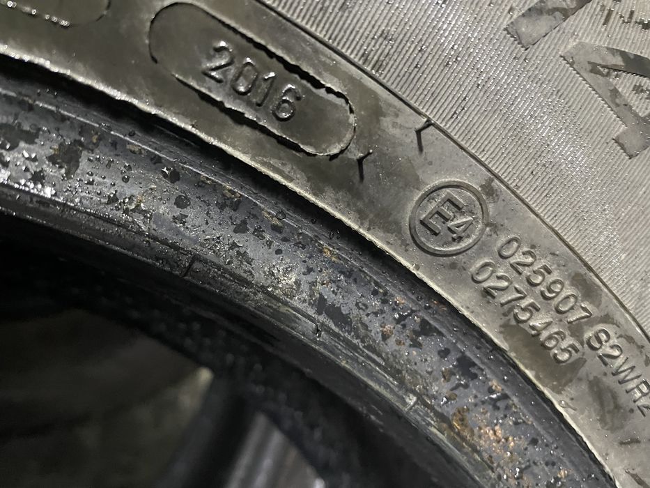 Anv M+S 175/70/14 Vredestein